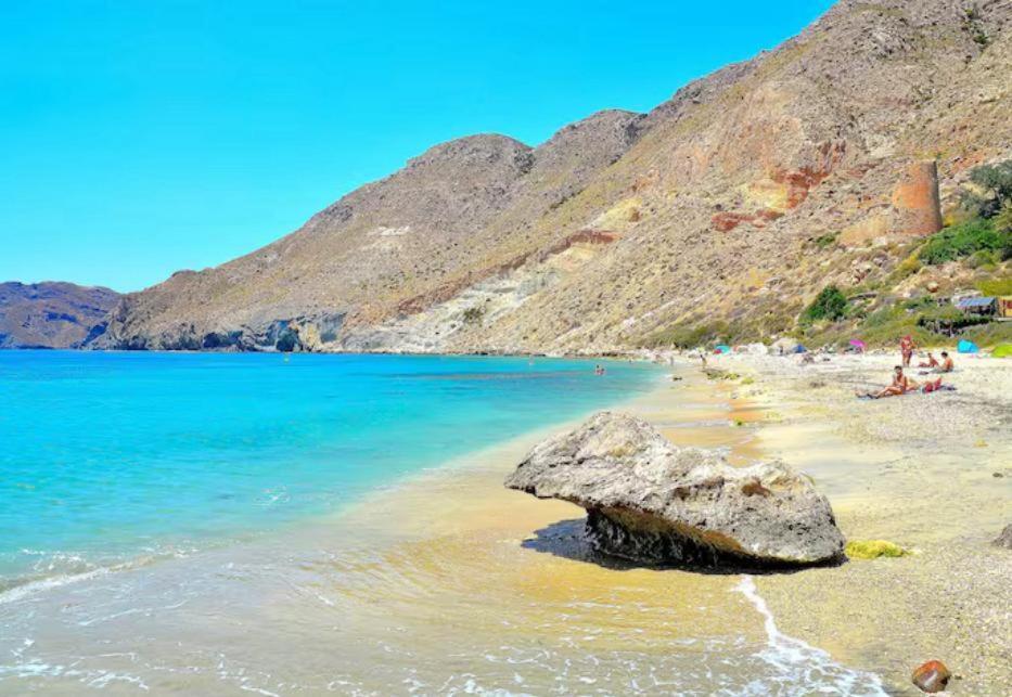 Loft primera línea playa, Cabo de Gata, Wifi Lägenhet Retamar  Exteriör bild